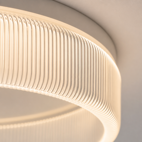 Close-up of the ribbed acrylic ring