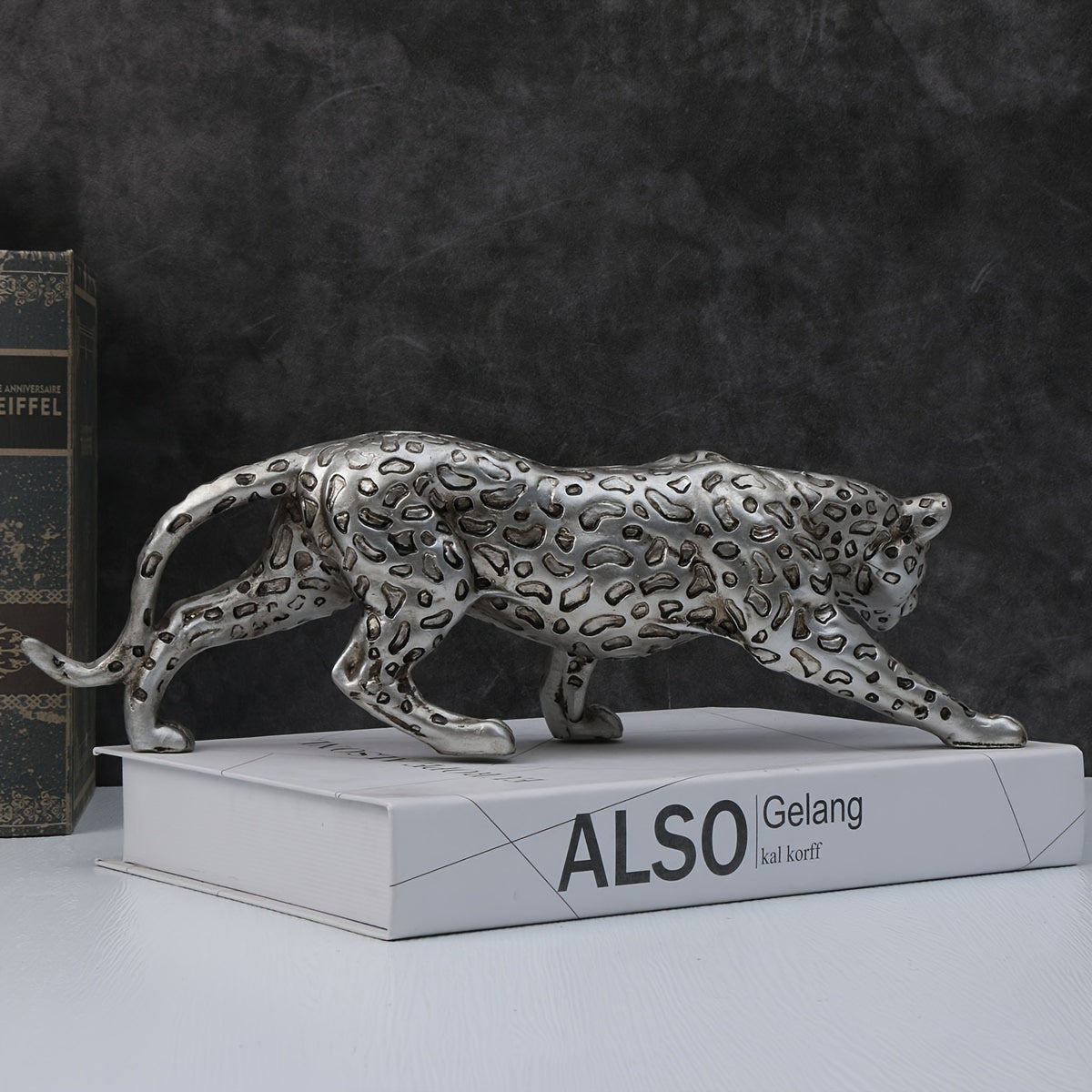1pc Spotted Leopard Ornaments Home Decoration Desktop Decoration Ornaments Cabinet Ornaments Crafts